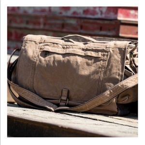 dri duck messenger bag